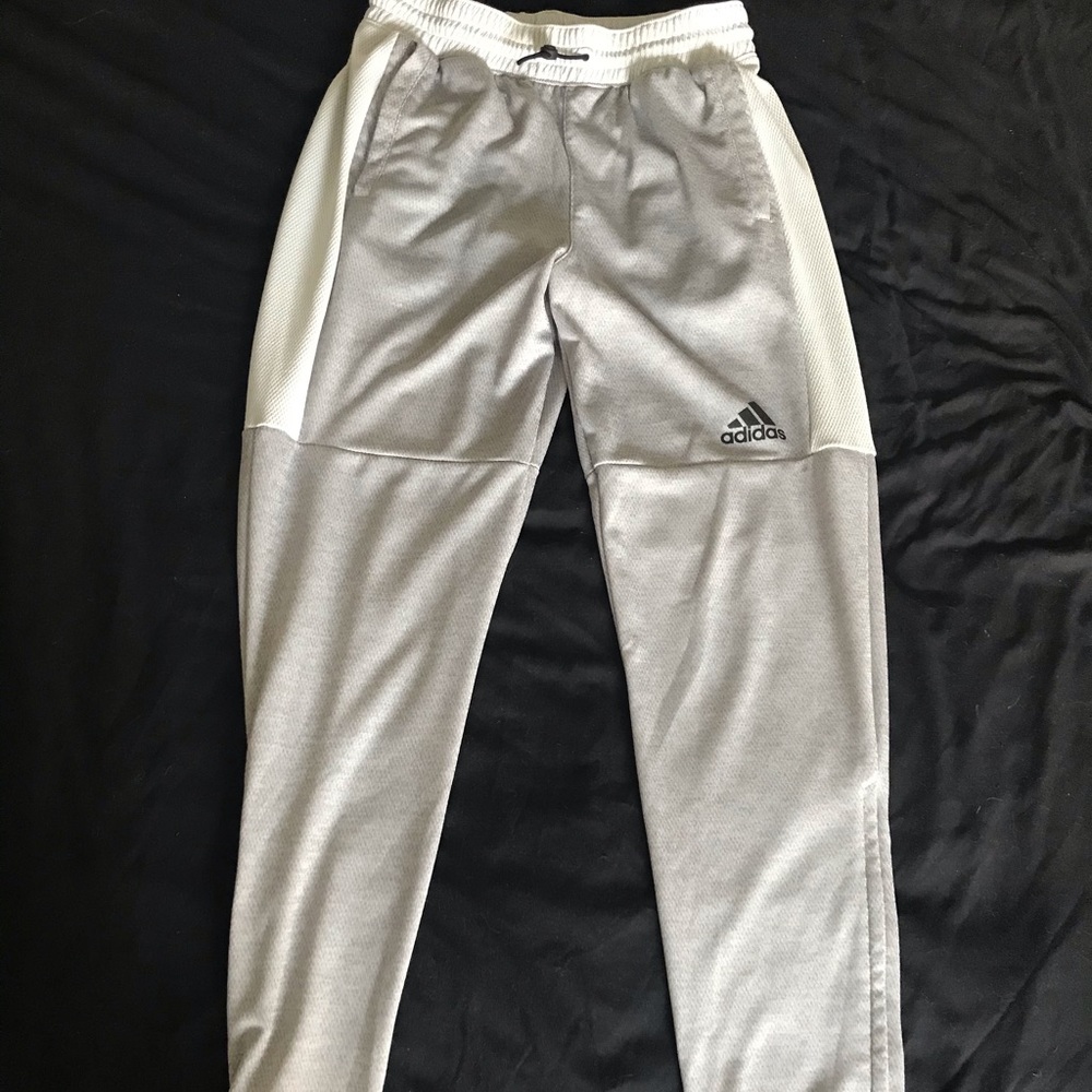 🚩Sold🚩🔥Adidas Joggers🔥